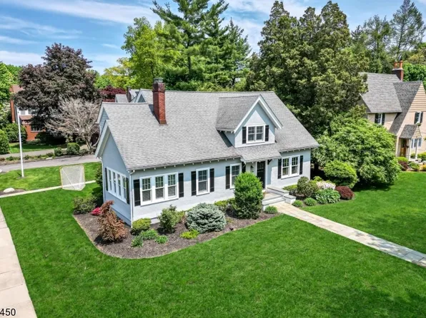 30 Cumberland Rd, Glen Rock Boro, NJ 07452