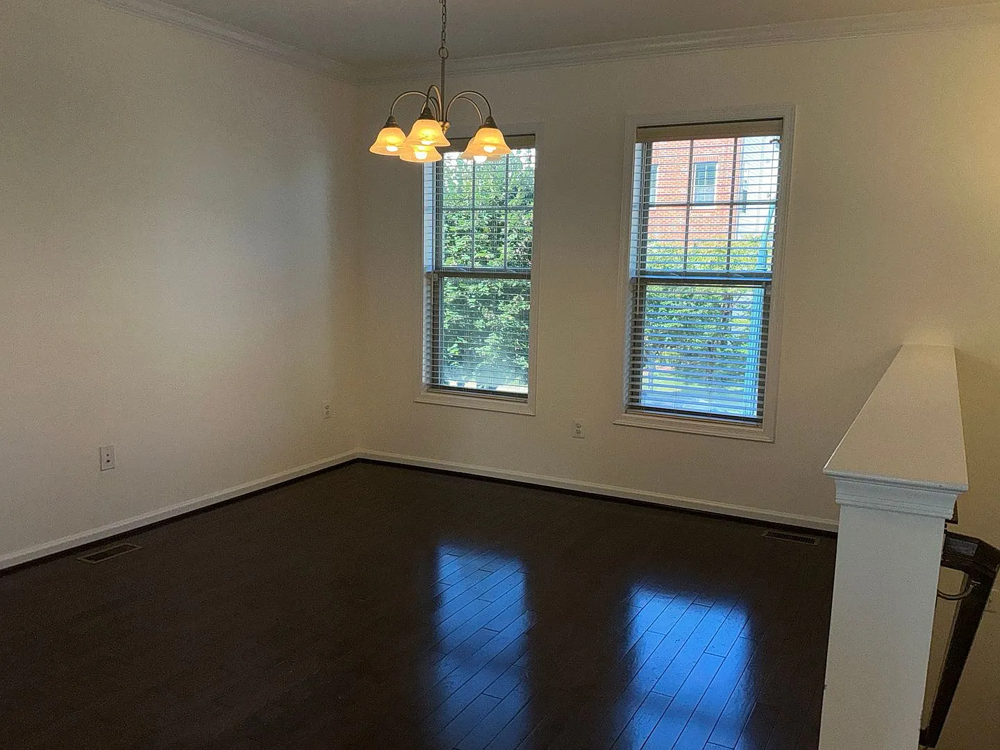 Spacious and very well maintained 3BR 3.5BA townhome with 2 car attached garage — Photo 3