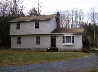 32 Stoney Brook Rd, Lebanon, NH 03766
