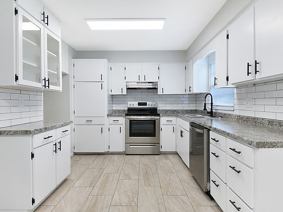 4th image of 637 Georgia Ave