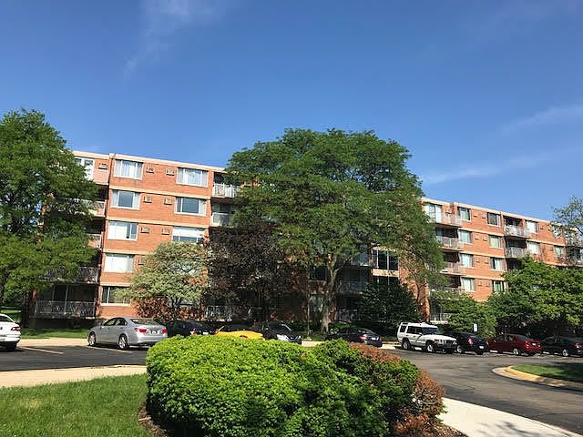1st image of 2222 S Stewart Ave #2