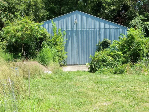 122 Hamilton Ave, Lancaster, KY 40444