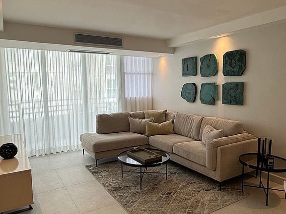3rd image of 62 De Diego Avenue Parque Dl #301