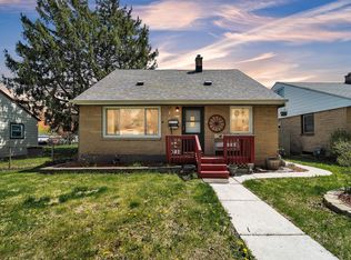 4624 N 71st St, Milwaukee, WI 53218