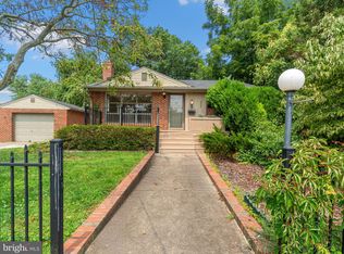 248 Asbury Rd, Pasadena, MD 21122