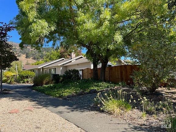 3rd image of 681 Rinaldo Street