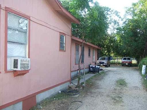 2nd image of 215 BRIGHTON AVE