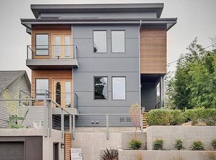 411 N 68th St, Seattle, WA 98103