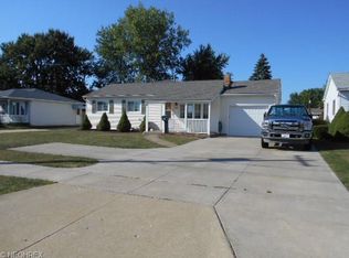 1936 Meister Rd, Lorain, OH 44053