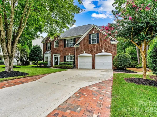13512 Northbourne Rd, Huntersville, NC 28078