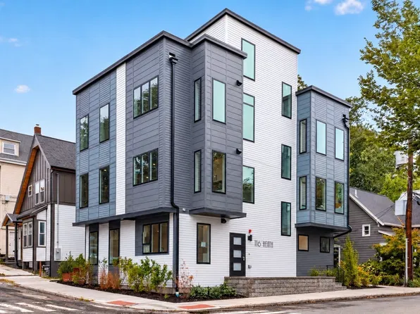 116 Heath St #A, Somerville, MA 02145