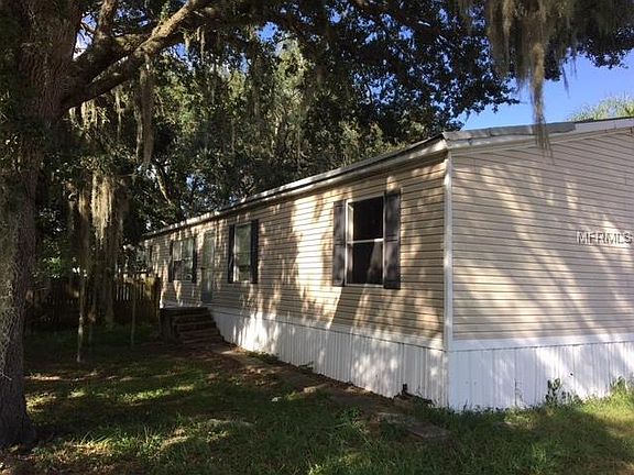 4th image of 5025 Marina Dr