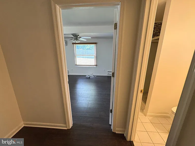 721 Crabb Ave — Photo 8