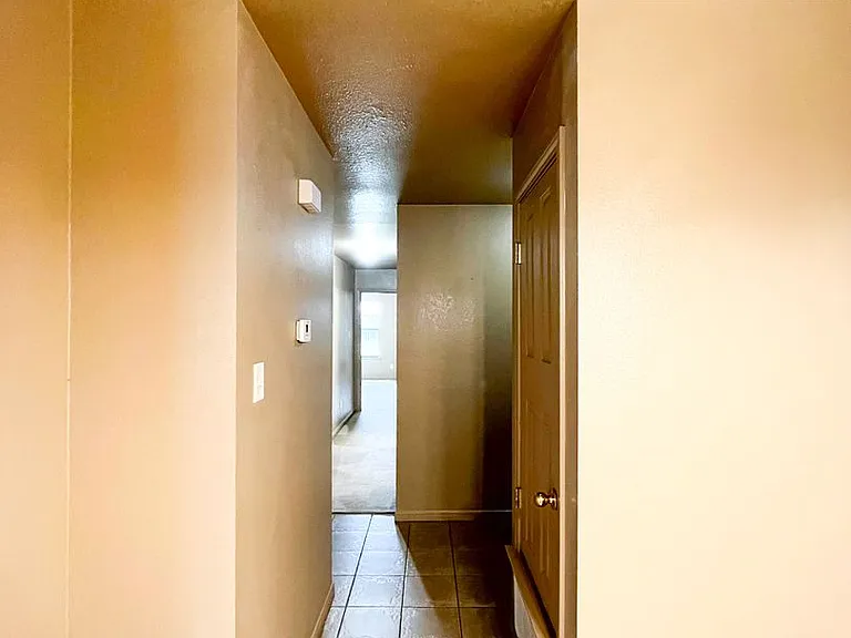 1305 Nicholas Cir — Photo 12