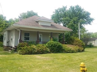 2102 Batestown Rd, Danville, IL 61832