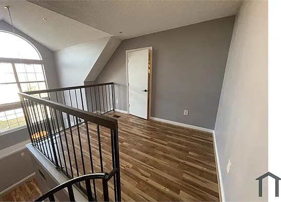 1 bed, $1,950 — Photo 2