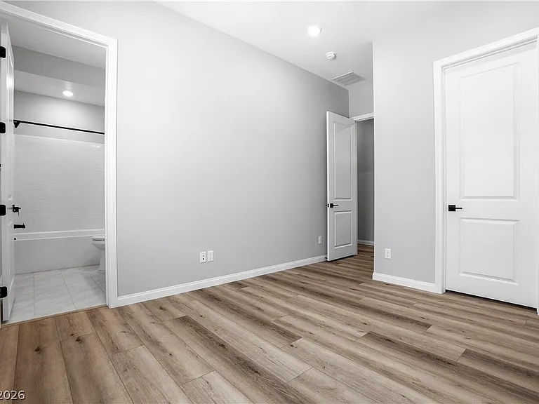 6323 Zephyr Peak Ct — Photo 24