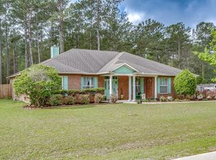 137 Parkside Cir, Crawfordville, FL 32327