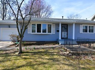 2116 32nd St, Rock Island, IL