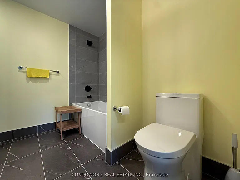 250 Lawrence Ave W #404 — Photo 6