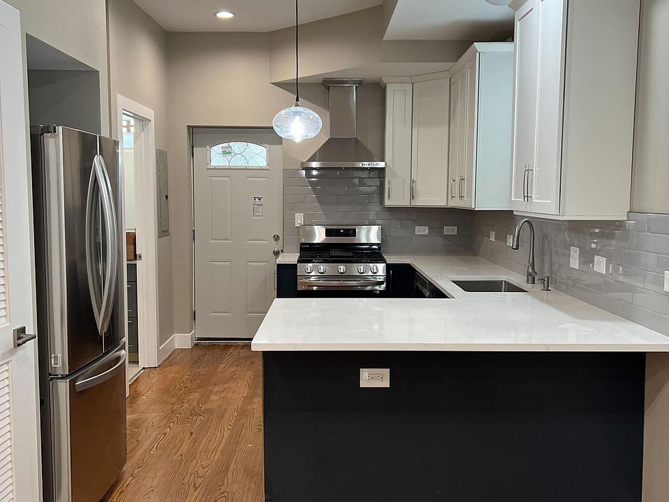 1st image of 2314 W Giddings St #1R