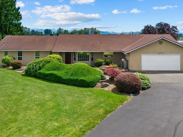 15727 19th Avenue NE, Arlington, WA 98223