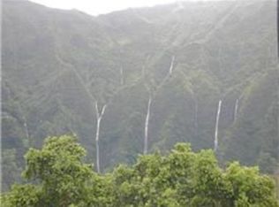 47-664 Melekula Rd APT B, Kaneohe, HI 96744