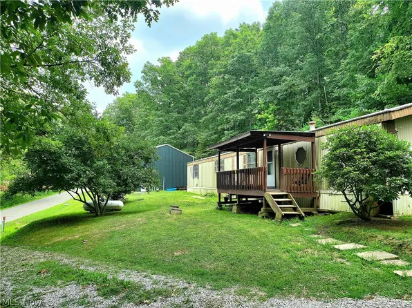 5247 Vore Ridge Rd, Athens, OH 45701