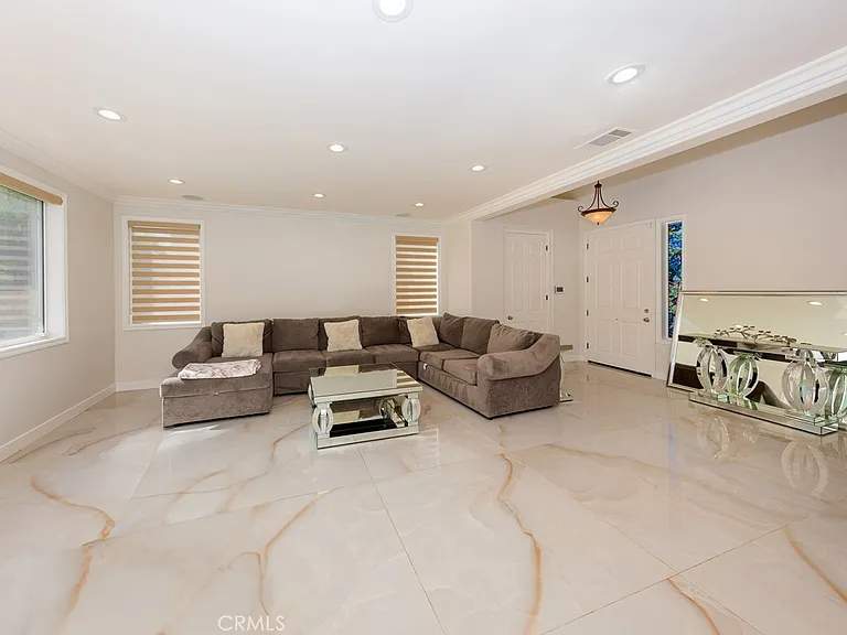 28408 N Hidden Hills Dr — Photo 7