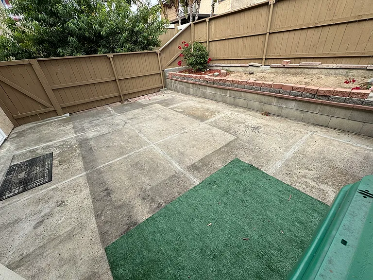 6868 Panamint Row — Photo 17