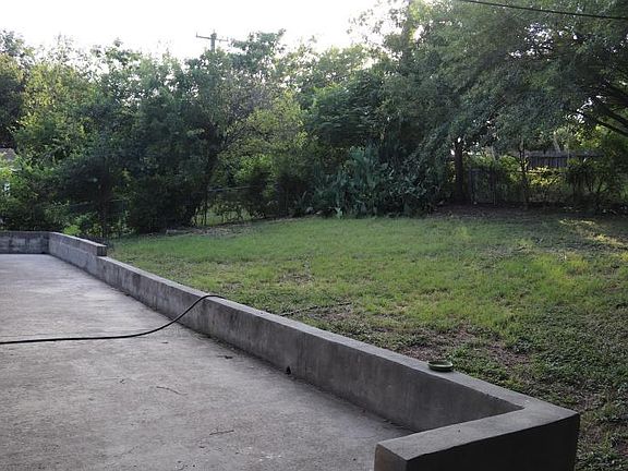 5th image of 519 Sumner Dr