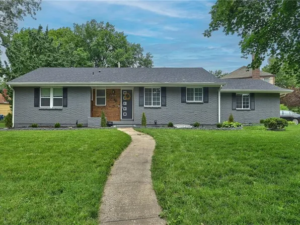 7824 Terrace St, Kansas City, MO 64114
