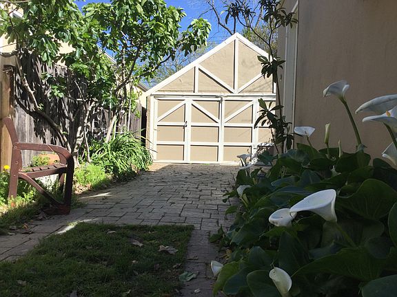 3rd image of 441 La Purissima Way