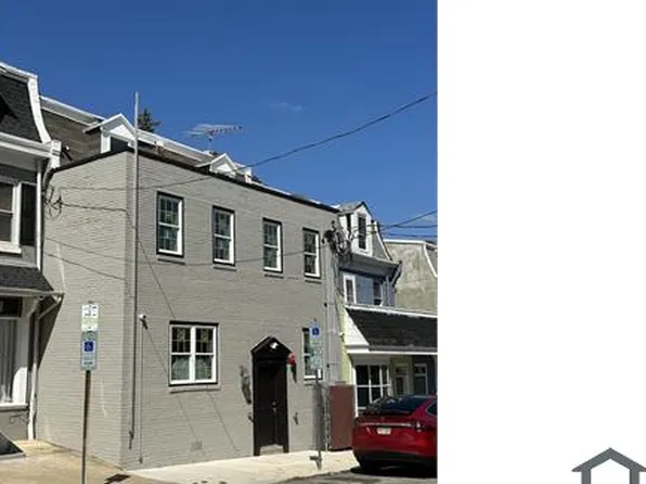 21 E School House Ln, Philadelphia, PA