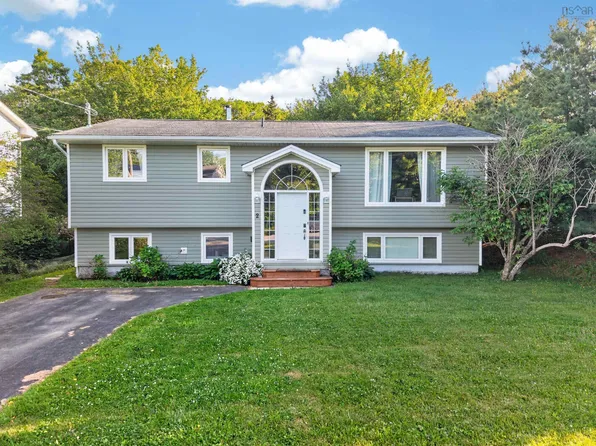 2 Randall St, Halifax, NS B2Y 4K8