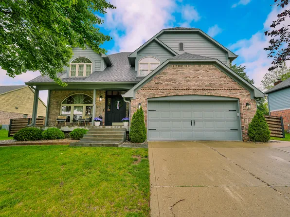 521 Glastonberry Ln, Mooresville, IN 46158