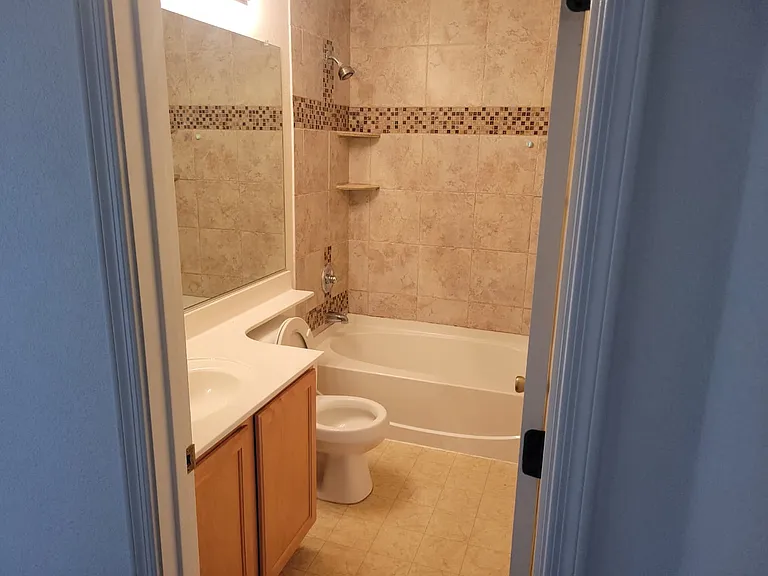1553 E Joseph Way — Photo 13