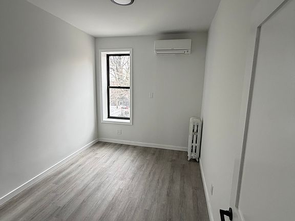 3rd image of 4904 Avenue L #2