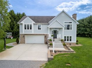 209 Tomlinson Run Church Rd, Georgetown, PA 15043