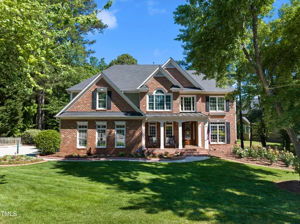 205 Rosaler Ct, Cary, NC 27519