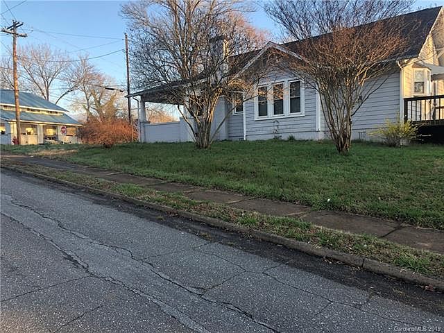 2nd image of 700 E Union St