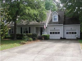 2055 Middleburg Ln, Mount Pleasant, SC 29464