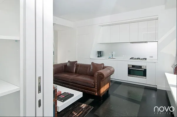 Rented by NOVO | media 44