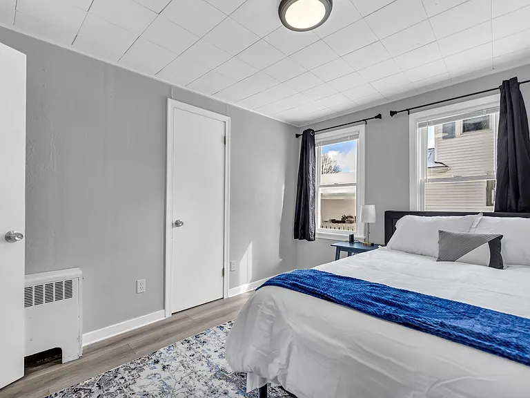 77 Union St #2 — Photo 4