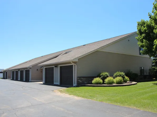 South Meadow Estates Apartments, 333 Humar St #22-1, West Bend, WI 53095