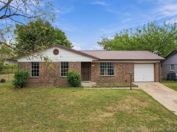 18517 E Admiral Blvd, Catoosa, OK 74015