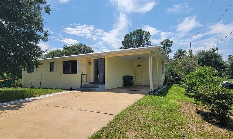 3615 Dawson Ln — Photo 2