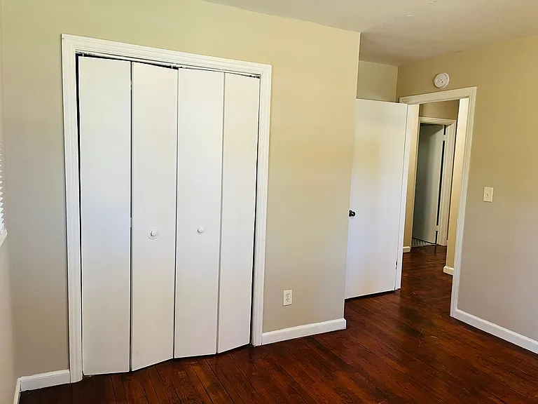 2673 Fairlane Dr SE — Photo 16