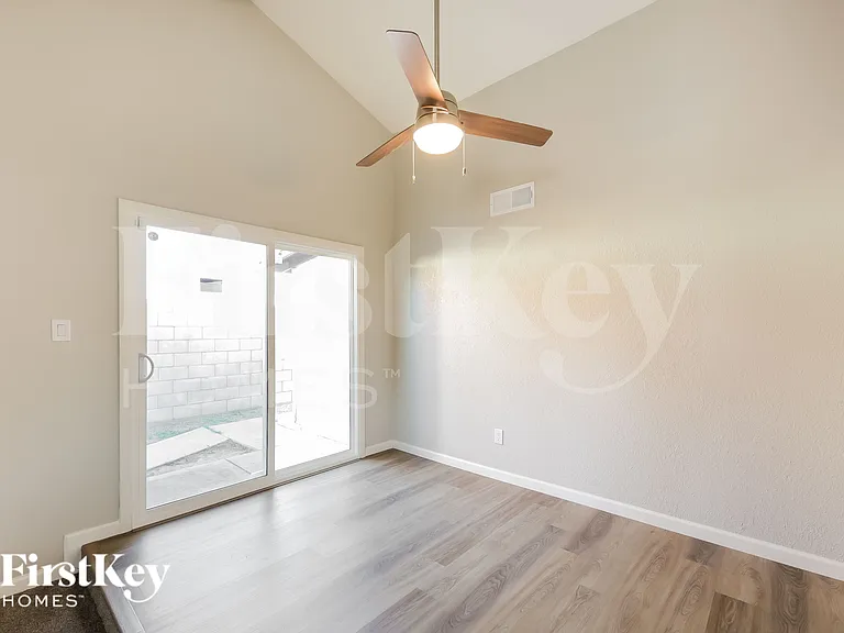 6338 W Purdue Ave — Photo 5