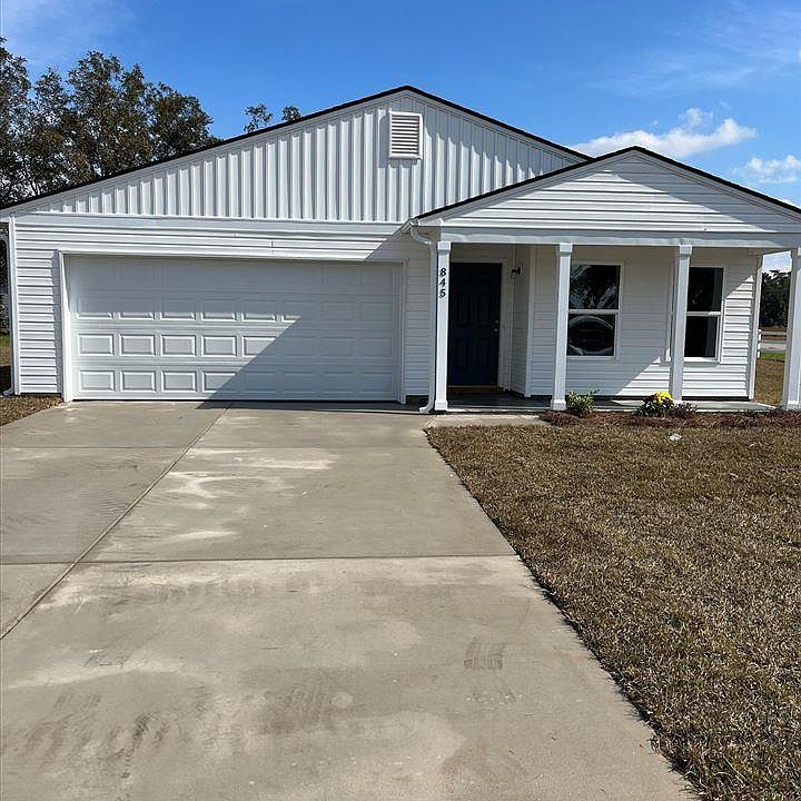 1st image of 845 Twin Oaks Cir